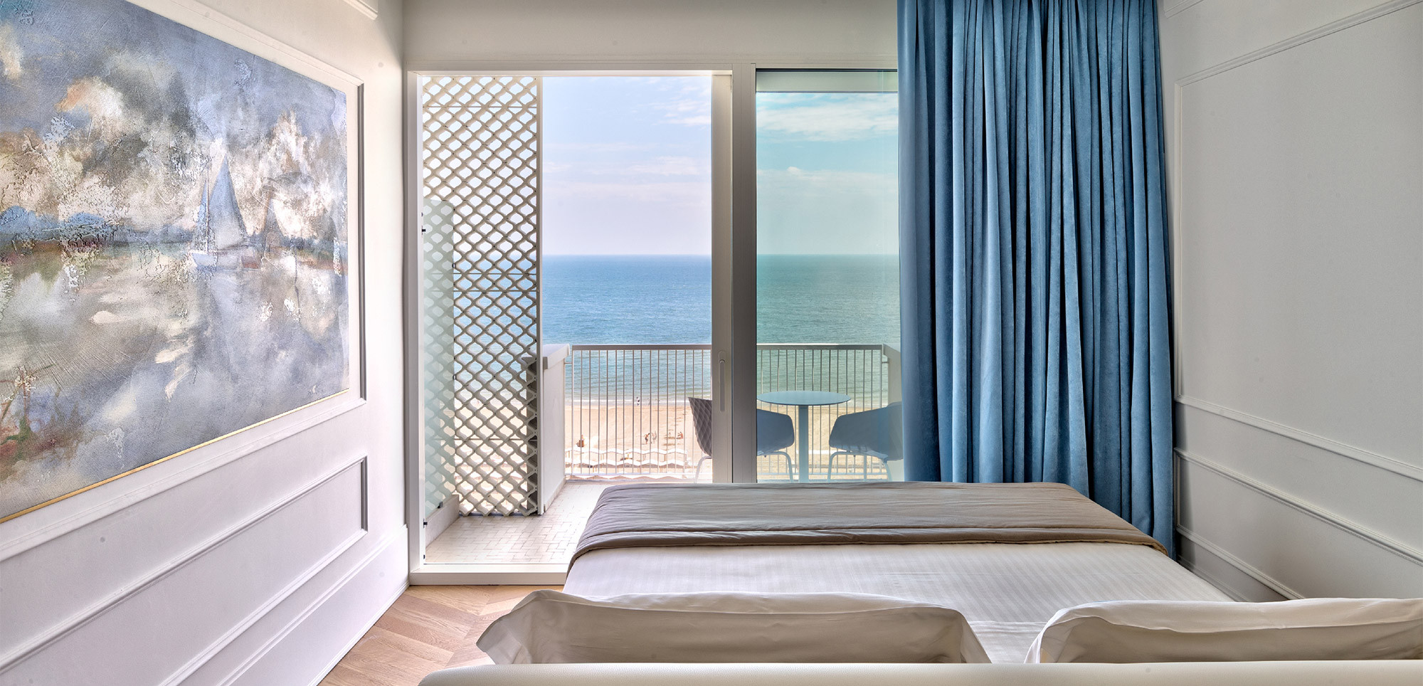 media.luxury-2000x964